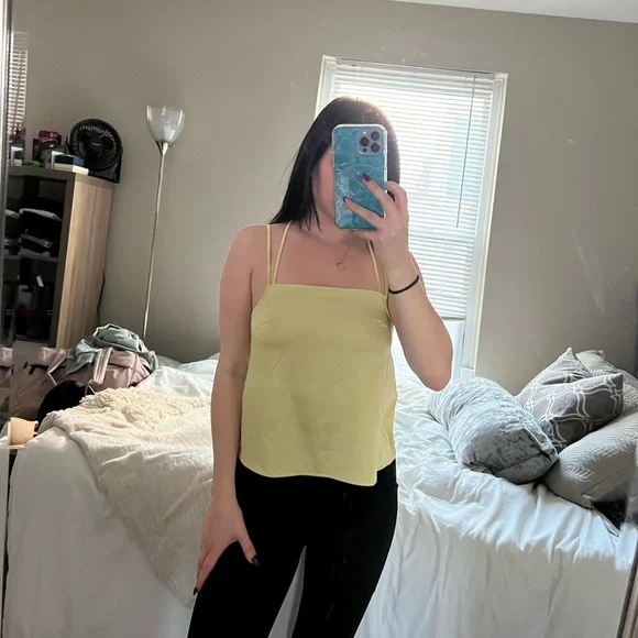 H&M | cami top. - Picture 3 of 5